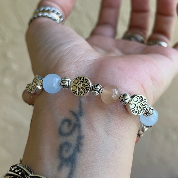 π΄β SALE ! red dot items are 2 for $25 . Bundle more than 3 and its $10 each π - Picture 12 of 14